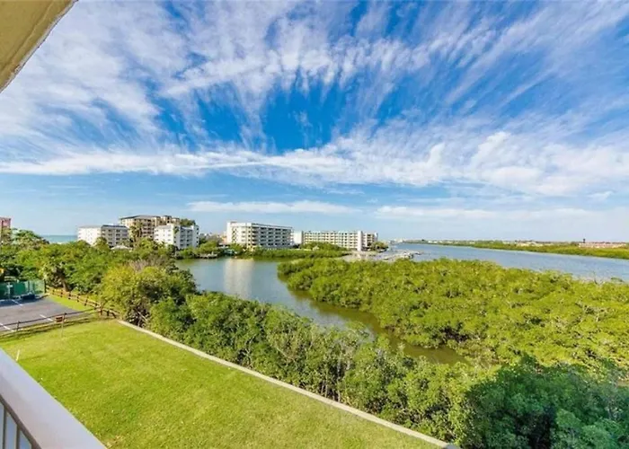 Bayshore Yatch Tennis 2br 3 Beds, Walking Distance To Beautiful Quite Ferienhaus